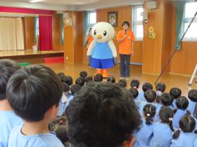 夏季保育 ユリートがやってきた